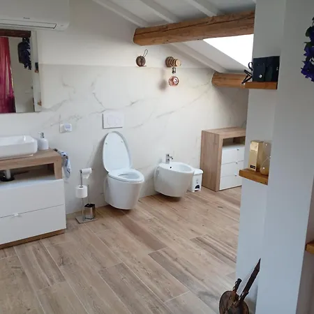 La Coccola In Mansarda Bed & Breakfast